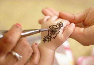 Baby henna design 
